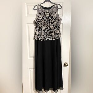 Evening dress. Size 14. Excellent condition